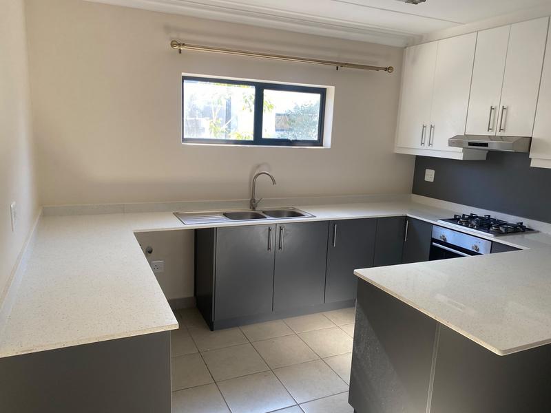 3 Bedroom Property for Sale in Silver Oaks Western Cape